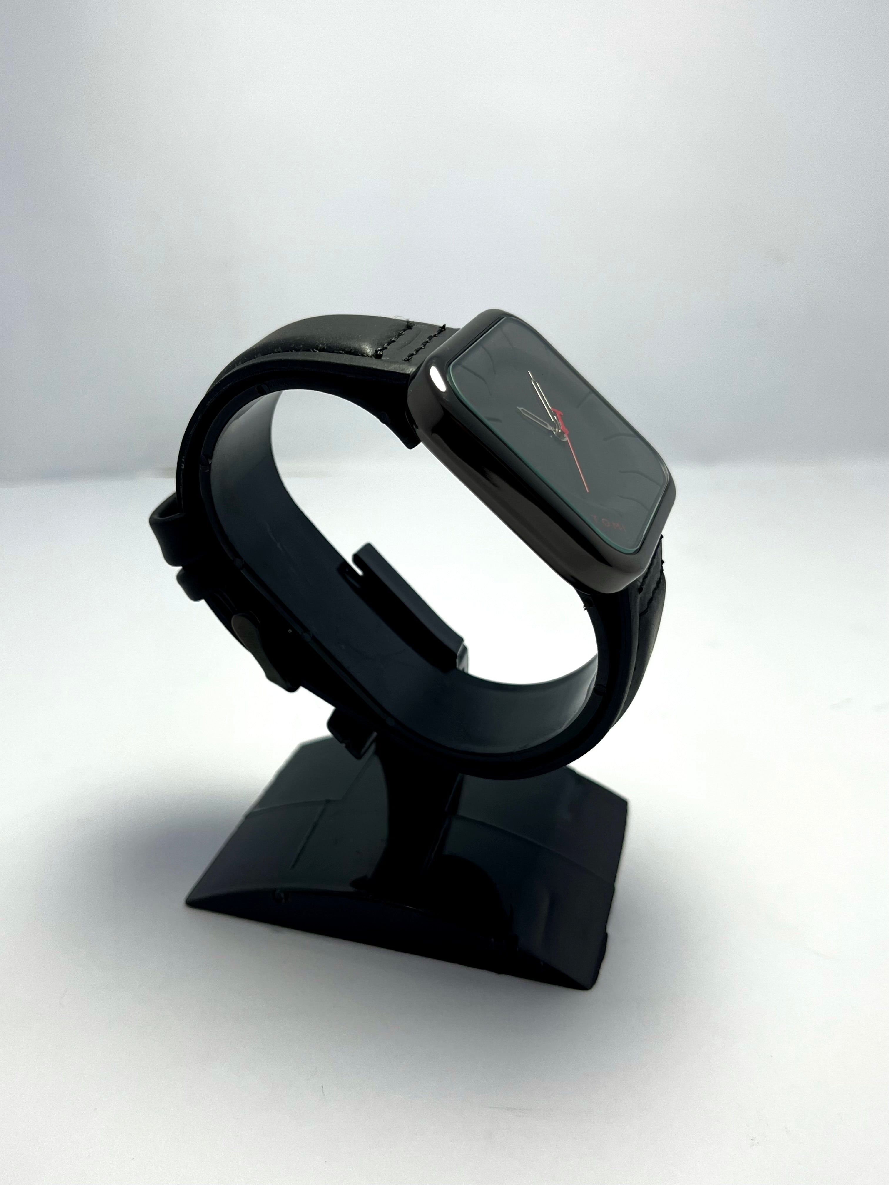 BLACK TOMI WATCH