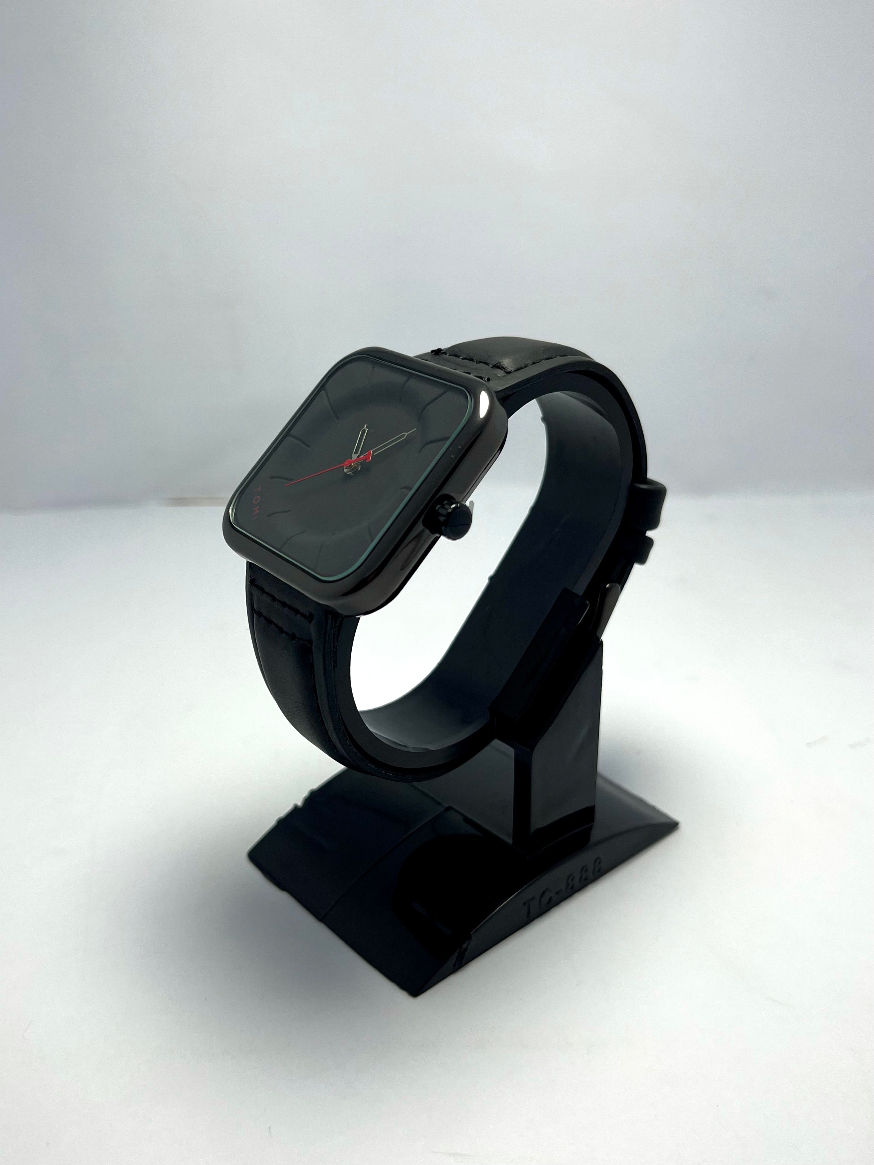 BLACK TOMI WATCH